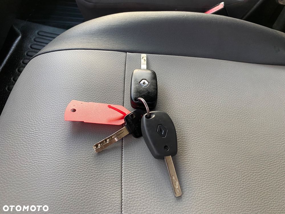 Renault MASTER L2 H2  DCi 180 stan Bardzo dobry ,gotowy do dalszego użytkowania - 30