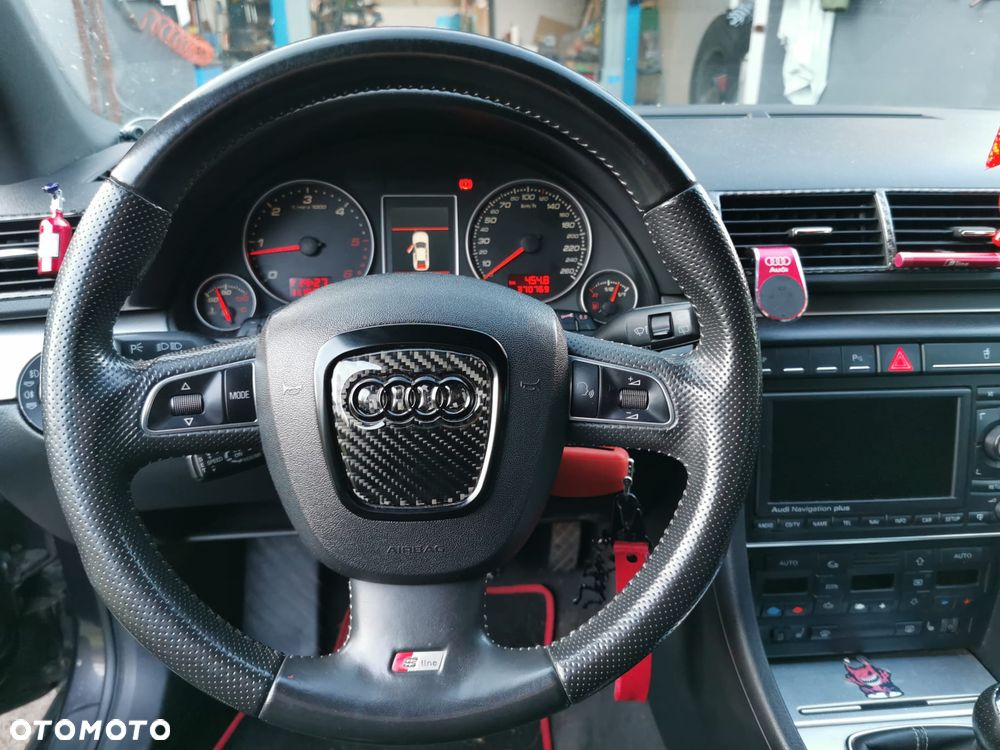 Audi A4 Avant 2.0 TDI DPF - 8