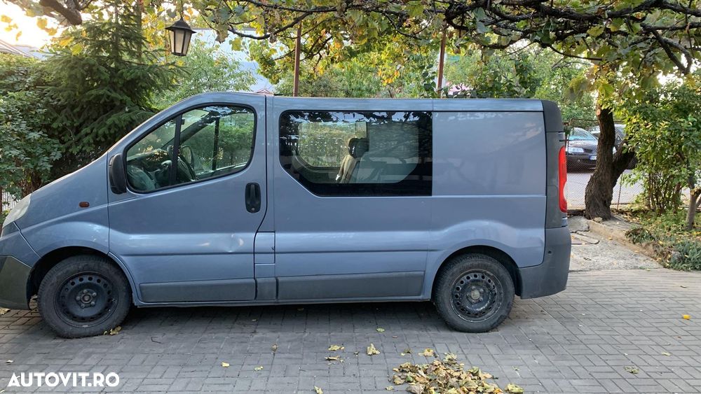 Opel Vivaro - 2