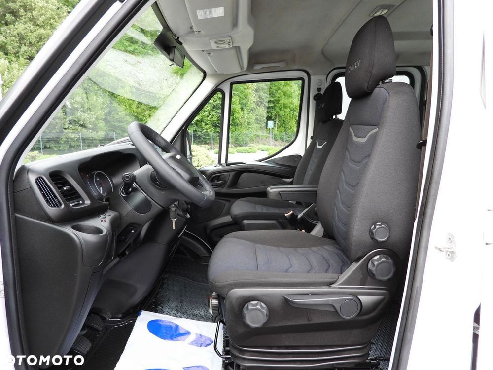 Iveco DAILY 35C16 WYWROTKA PODWÓJNA KABINA DOKA 6 MIEJSC TEMPOMAT BLIŹNIACZE KOŁA KLIMATYZACJA  160KM - 28