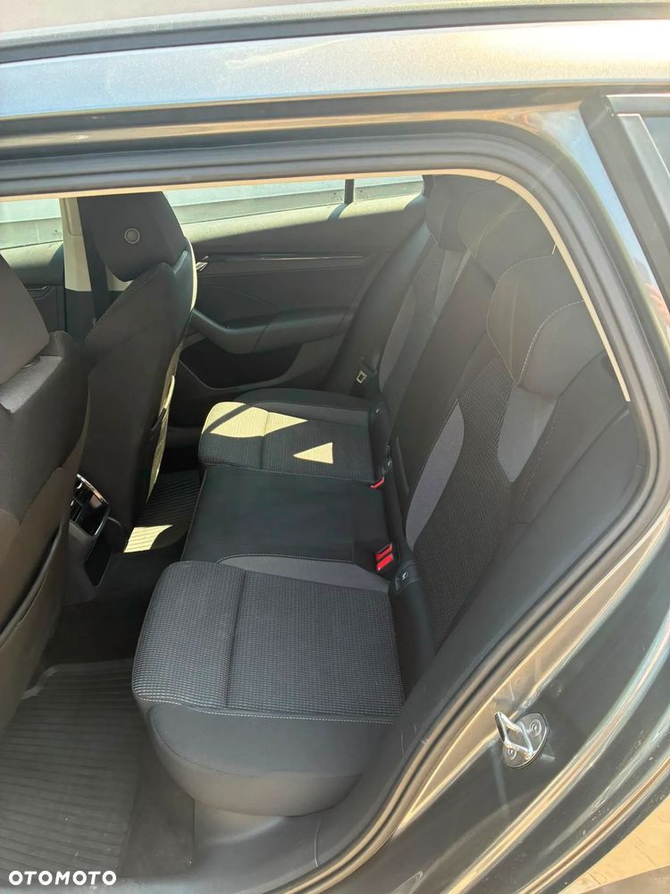 Skoda Octavia 1.5 TSI ACT Ambition - 11