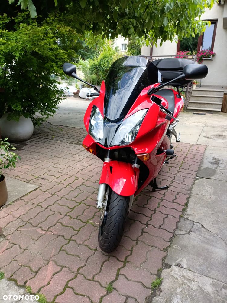 Honda VFR - 7