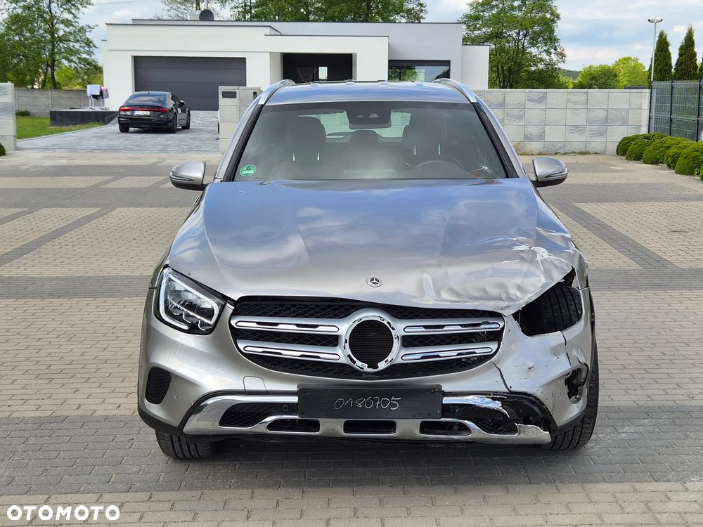 Mercedes-Benz GLC 220 d 4Matic 9G-TRONIC - 2
