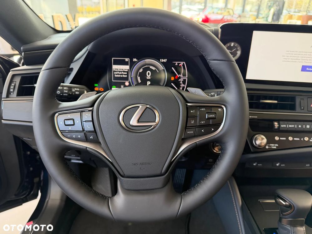 Lexus ES 300h Business Edition - 9