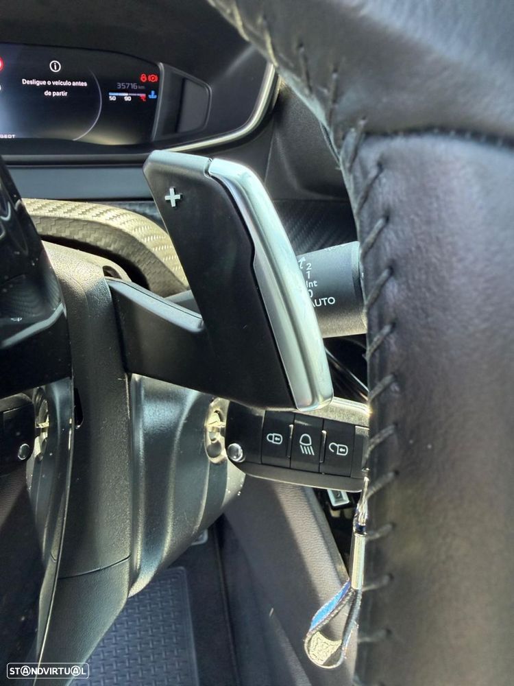 Peugeot 2008 1.2 Hybrid Allure e-DCS6 - 21