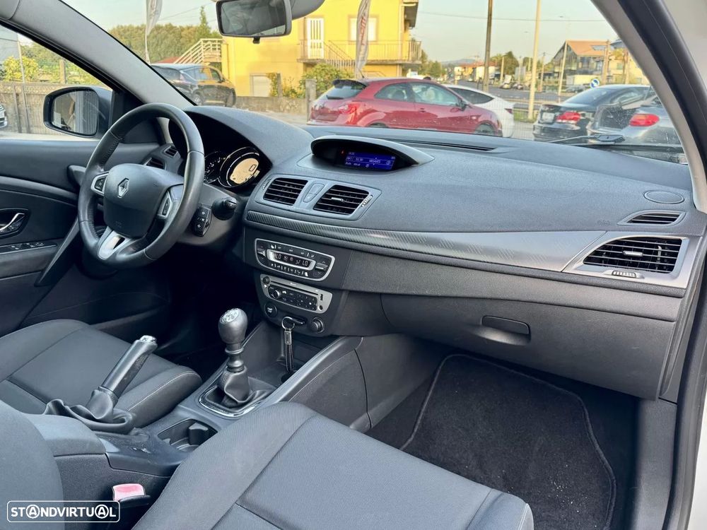 Renault Mégane Coupe 1.5 dCi Dynamique S - 8