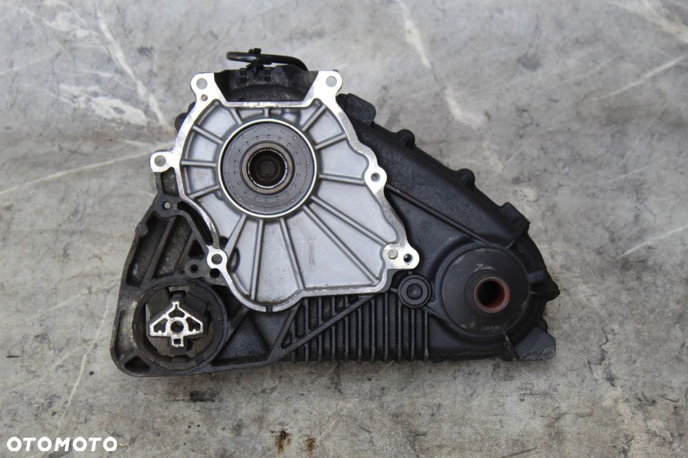 REDUKTOR ROZDZIELACZ NAPĘDU BMW X5 E70 X6 E71 M57N2 306D3 3.0D 7574777