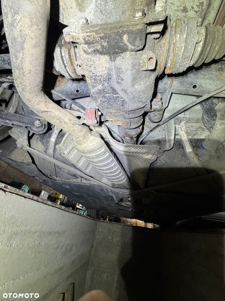 BMW Seria 3 325i - 7