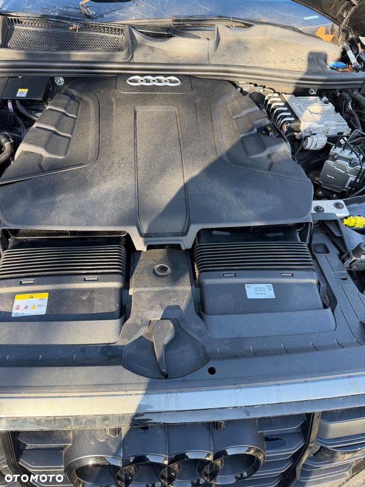 Audi Q7 50 TDI mHEV Quattro Black Edition Tiptr - 4