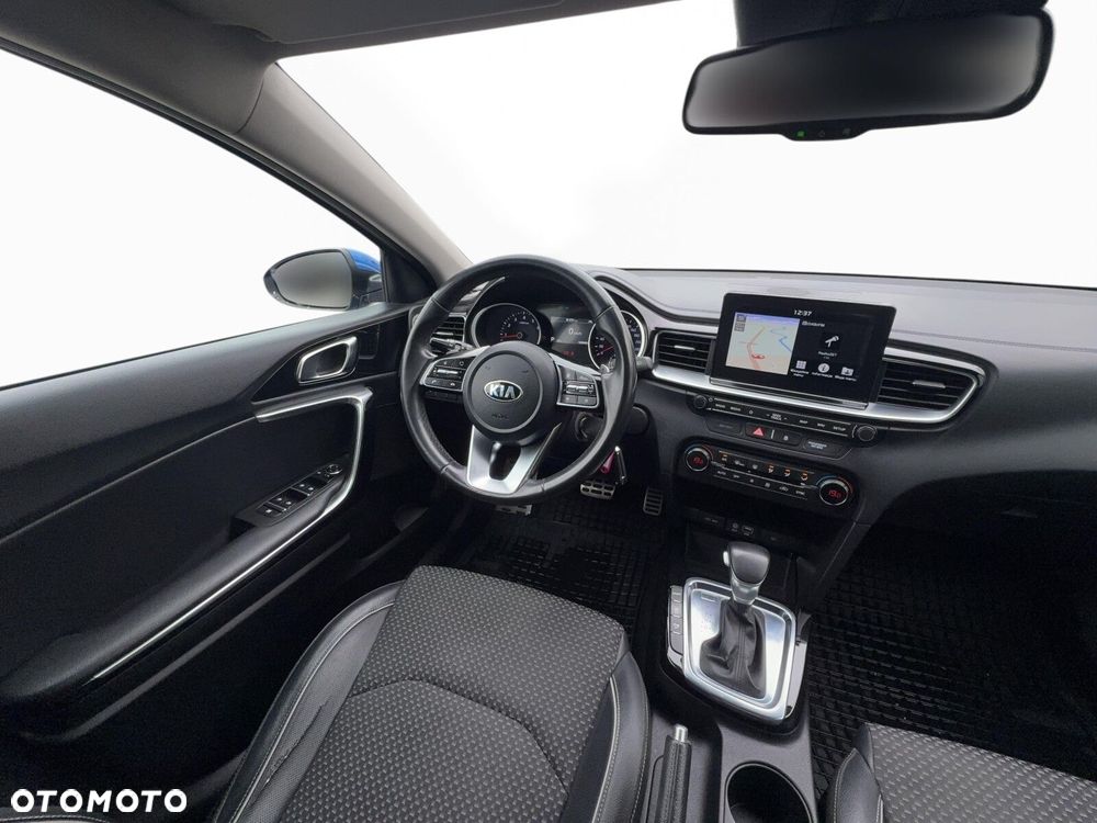 Kia Ceed - 15