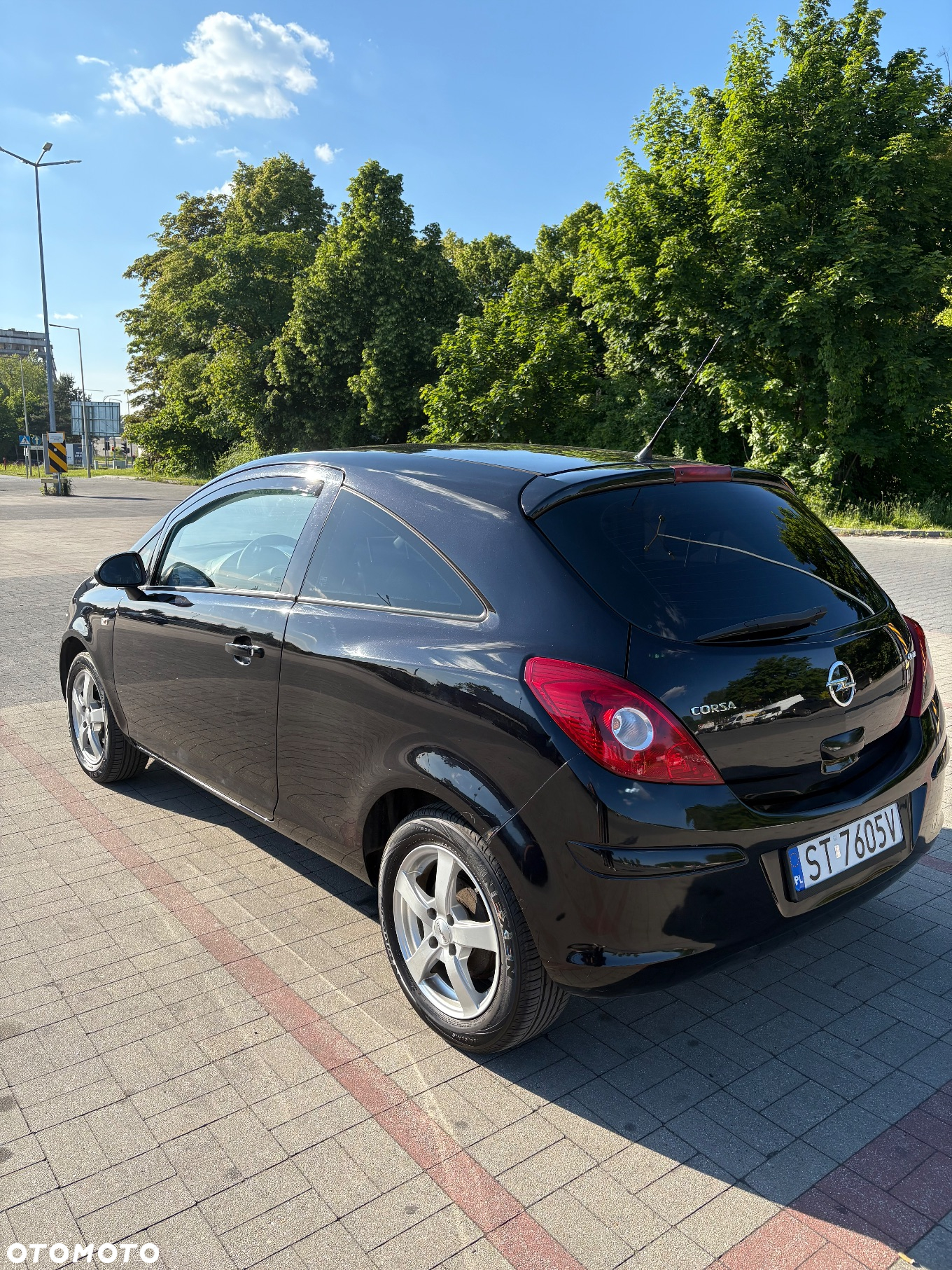 Opel Corsa - 8
