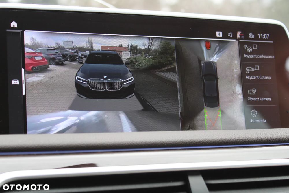 BMW Seria 7 740d xDrive - 21