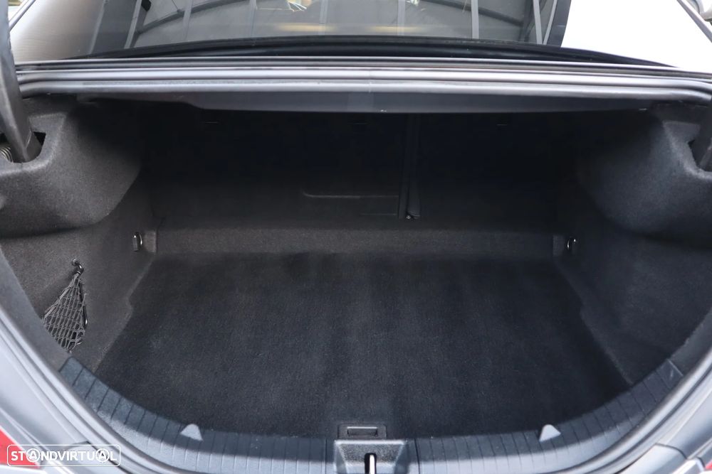 Mercedes-Benz CLA 180 d 7G-DCT AMG Line - 8