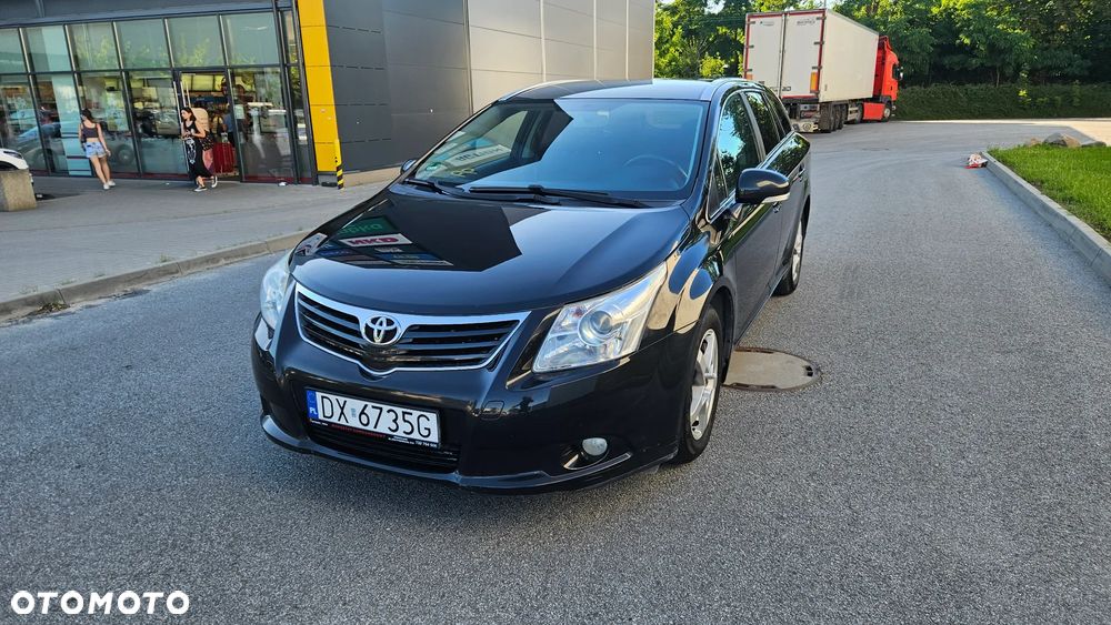 Toyota Avensis - 21