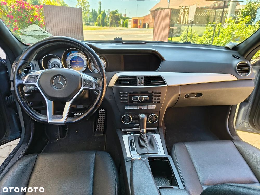 Mercedes-Benz Klasa C 220 (BlueTEC) d BlueEFFICIENCY Edition 7G-TRONIC Avantgarde - 16