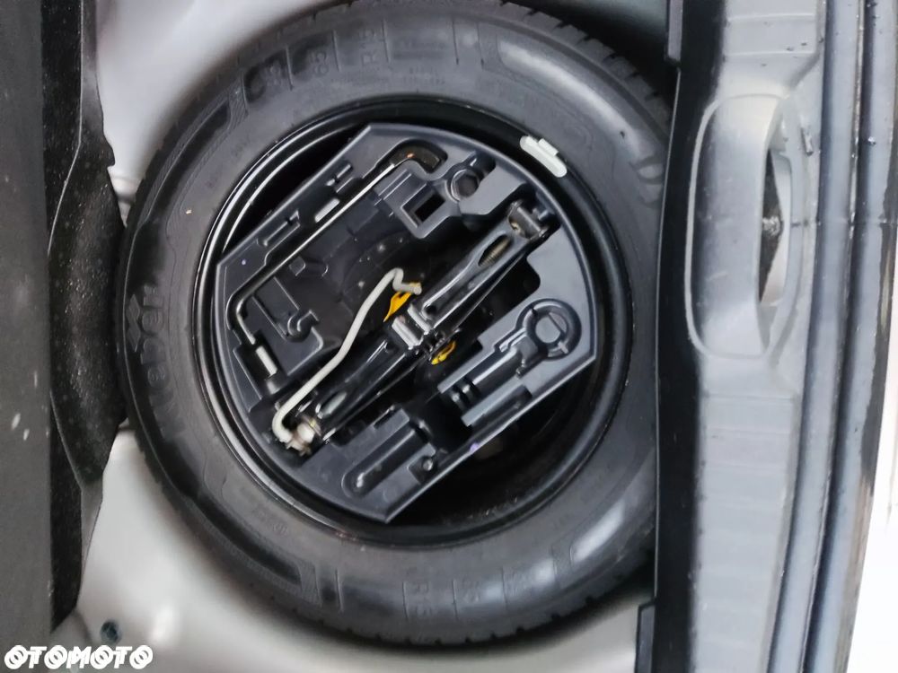 Peugeot 208 1.2 PureTech Active - 11