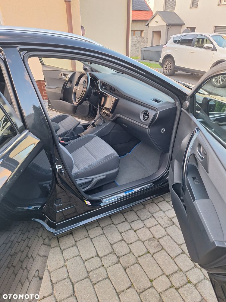 Toyota Auris 1.8 VVT-i Hybrid Automatik Edition-S - 10