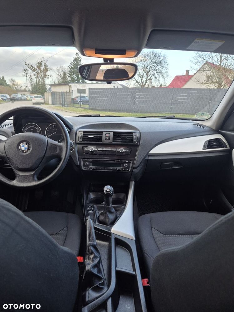 BMW Seria 1 114i - 7