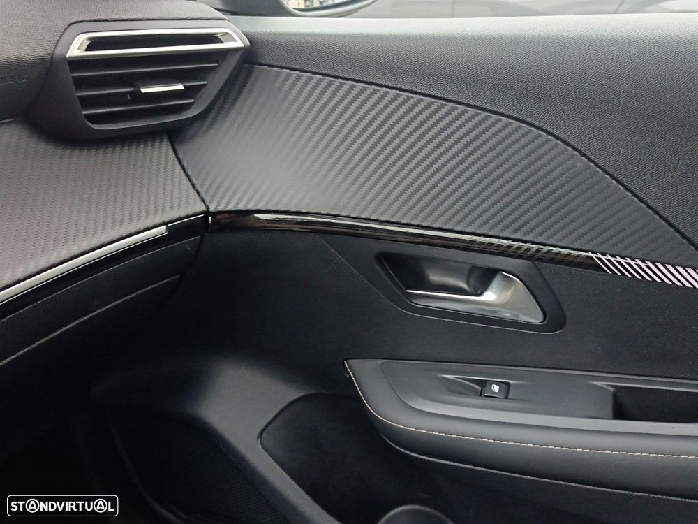 Peugeot 208 1.2 Hybrid Allure e-DCS6 - 7