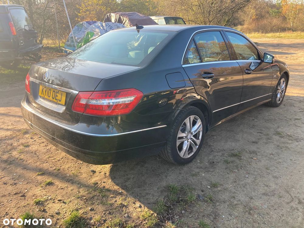 Mercedes-Benz Klasa E 200 BlueTEC 7G-TRONIC Avantgarde - 16