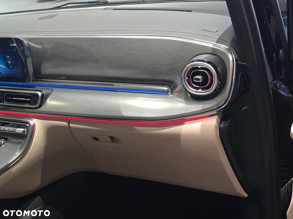 Mercedes-Benz Klasa V 300 d 4-Matic 9G-Tronic Exclusive (d³ugi) - 24