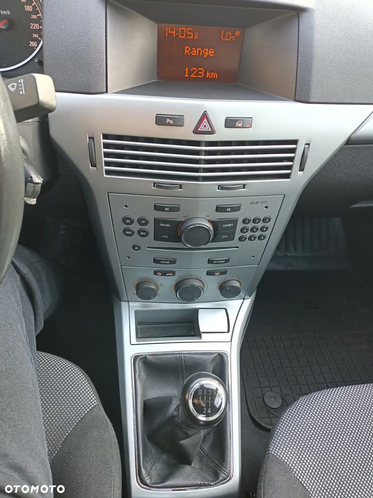 Opel Astra 1.6 Enjoy - 19