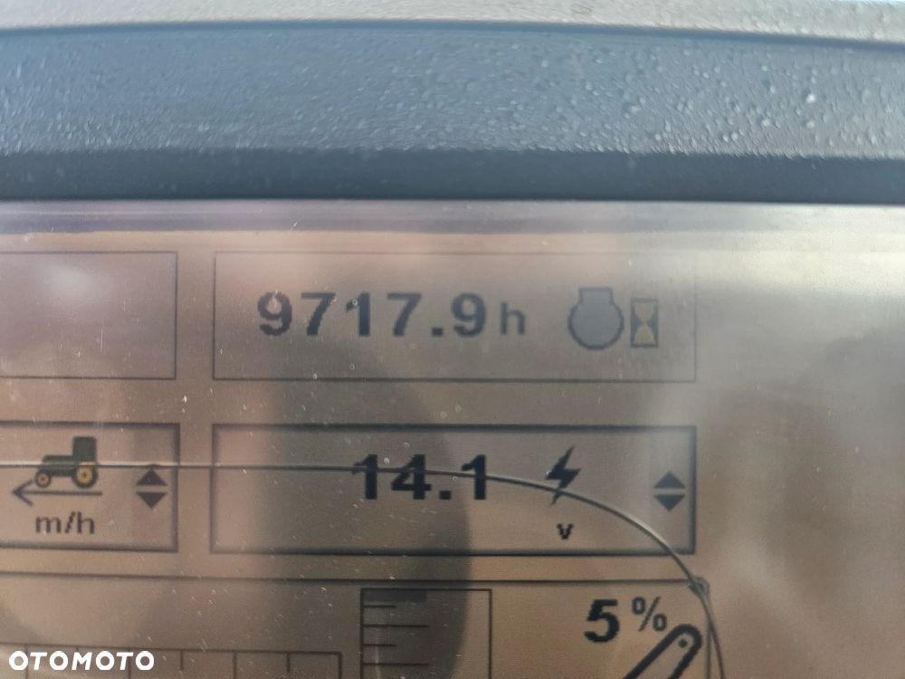 John Deere 7230R - 11