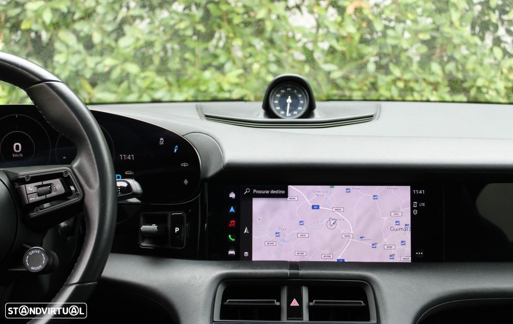 Porsche Taycan 4S - 44