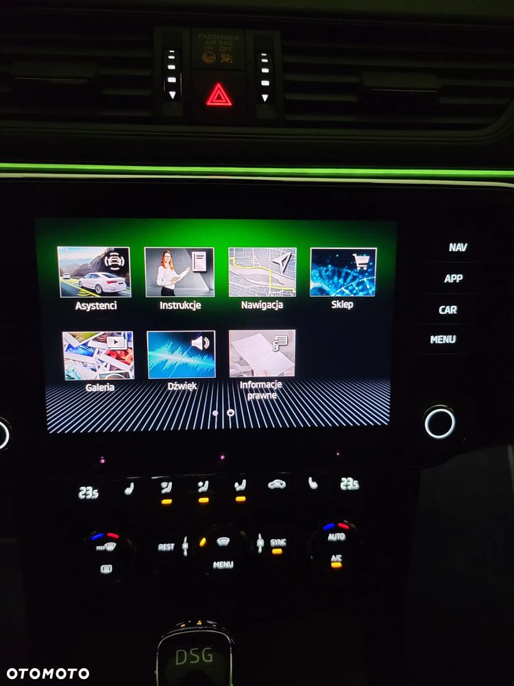Skoda Superb 2.0 TSI 4x4 Sportline DSG - 33