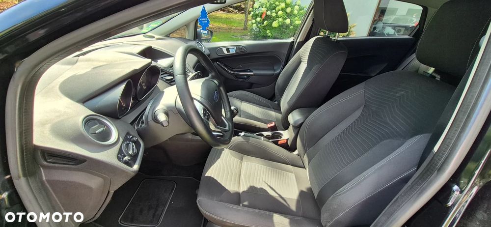 Ford Fiesta 1.6 TDCi Titanium - 10