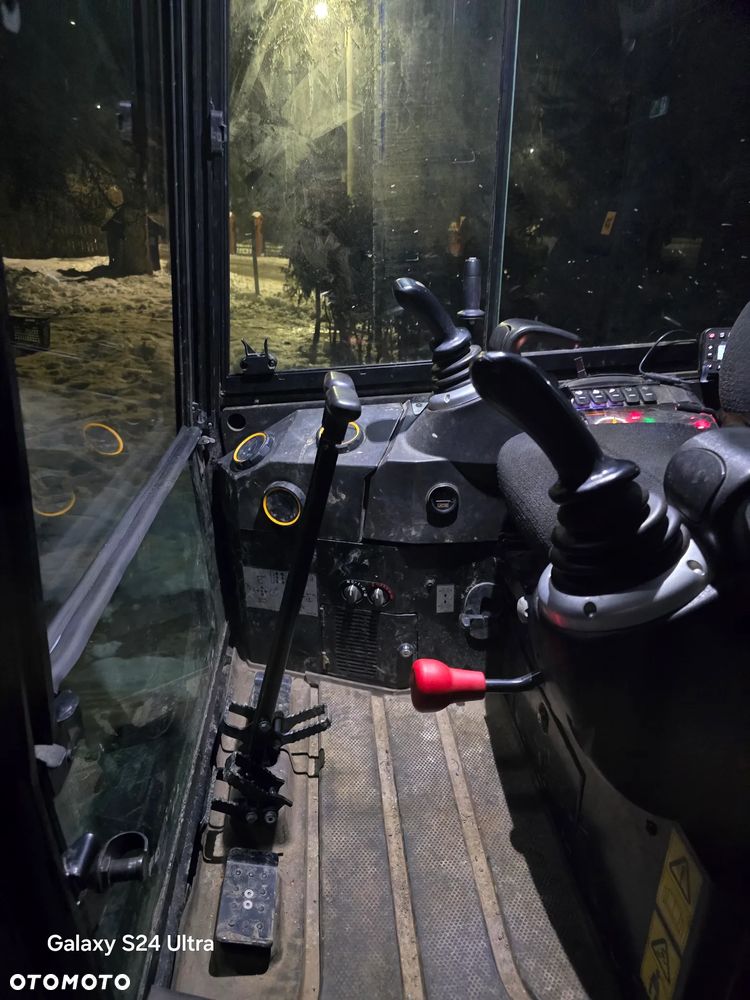 JCB 19c-1 NOWOŚĆ 2025 rok + MŁOT JCB + 2 ŁYŻKI - 20