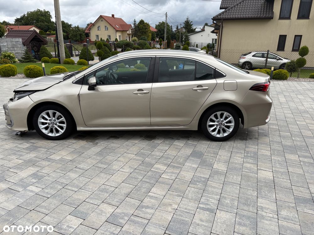 Toyota Corolla 1.8 Hybrid GPF Comfort - 11