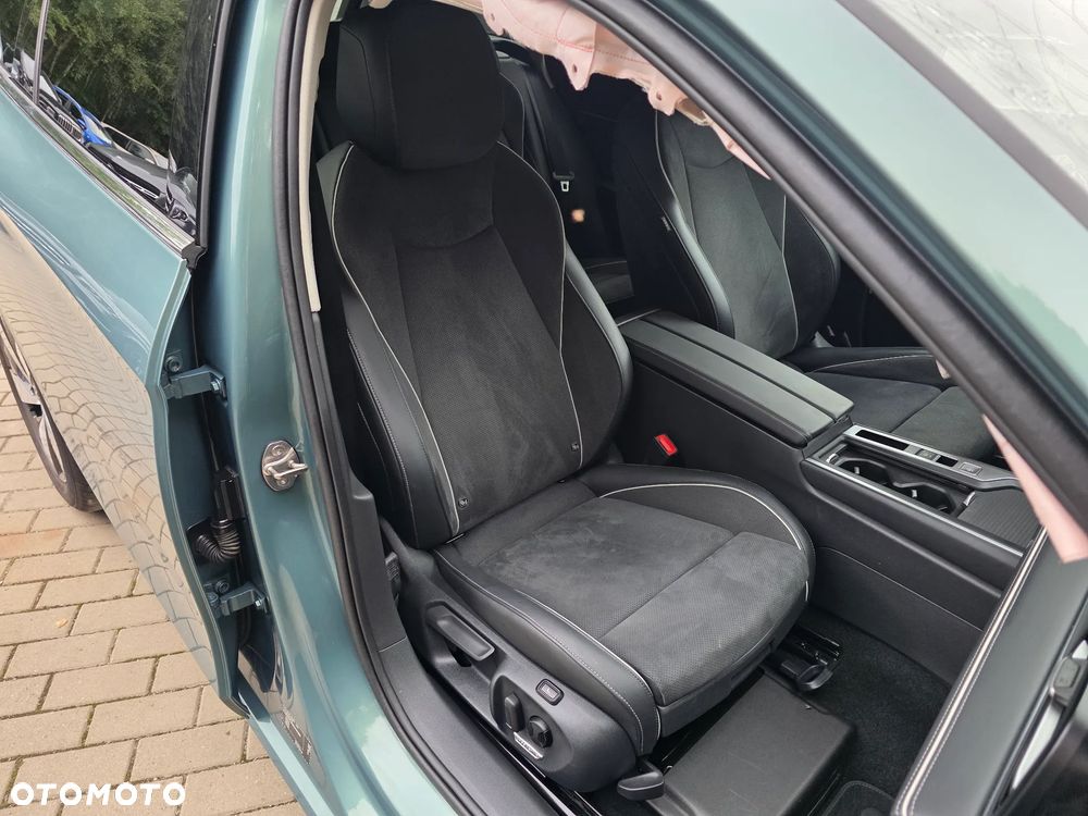 Volkswagen Passat - 15