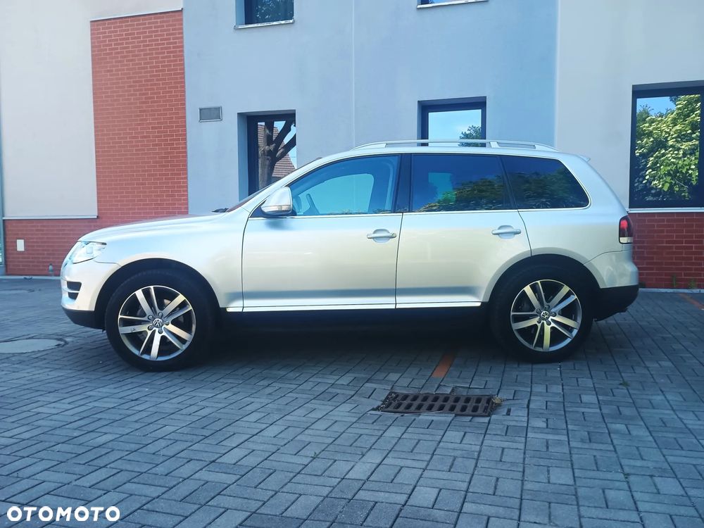 Volkswagen Touareg 3.0 V6 TDI DPF Automatik Exclusive Edition - 3