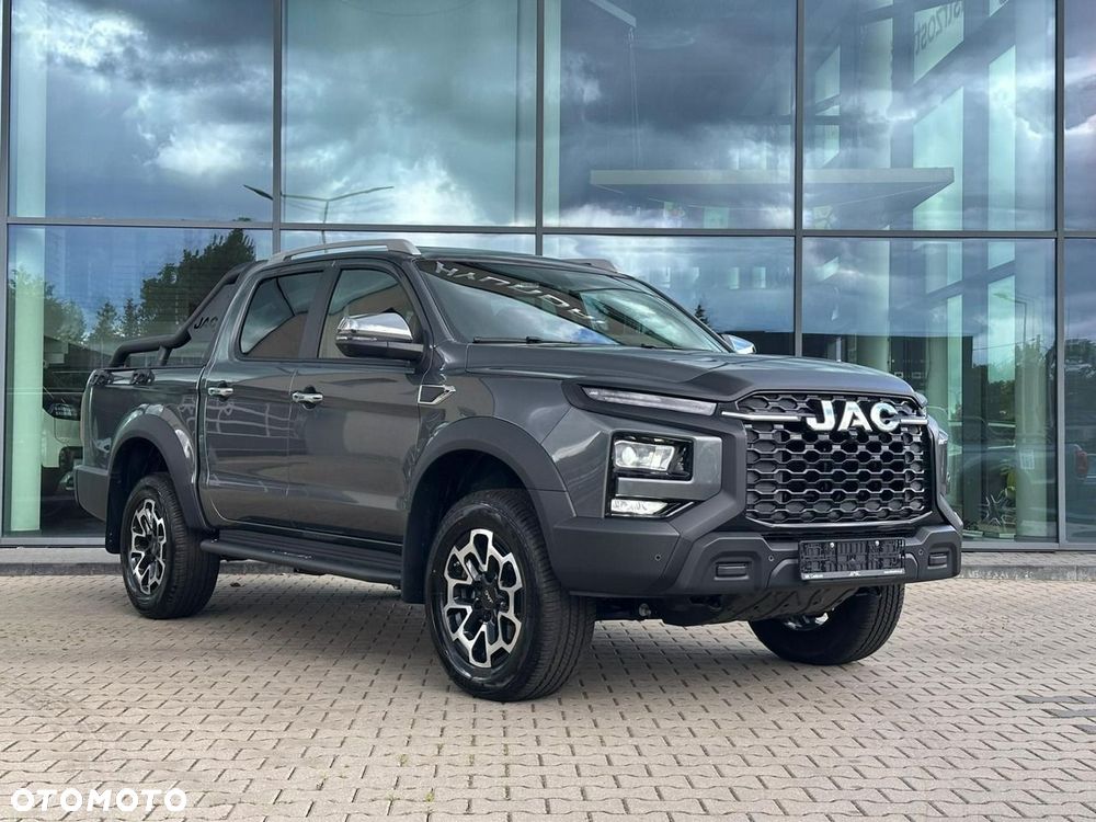 JAC T9 - 12