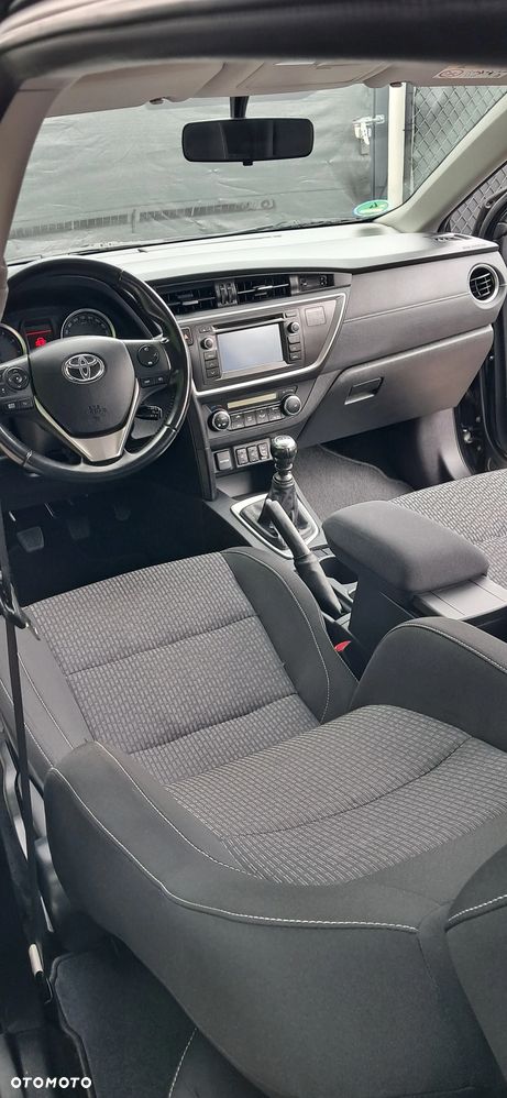 Toyota Auris 1.6 Premium Start - 27