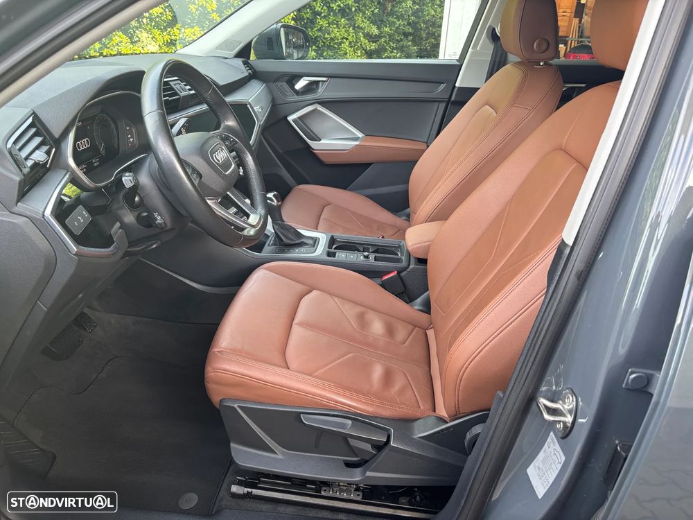 Audi Q3 45 TFSIe S tronic S line - 11
