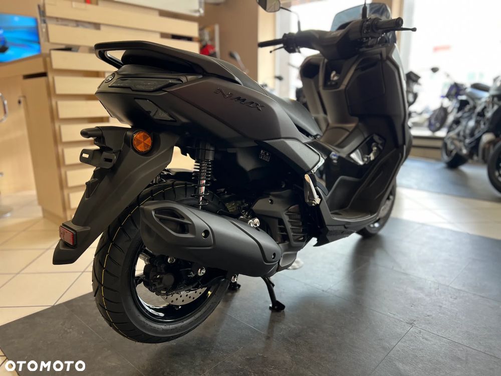 Yamaha NMAX - 6