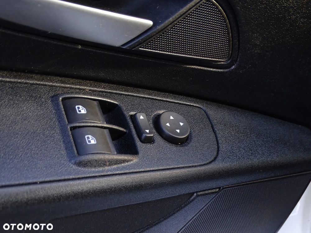 Fiat Grande Punto - 21