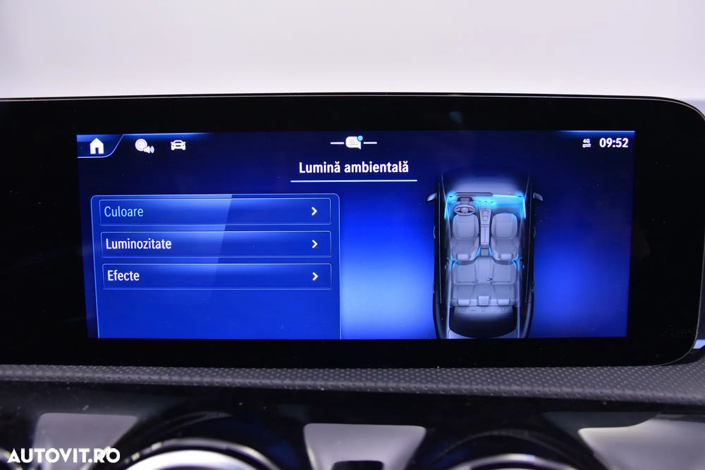 Mercedes-Benz CLA 200 7G-DCT AMG Line - 23