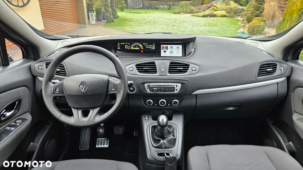 Renault Scenic 1.6 16V 110 TomTom Edition - 19