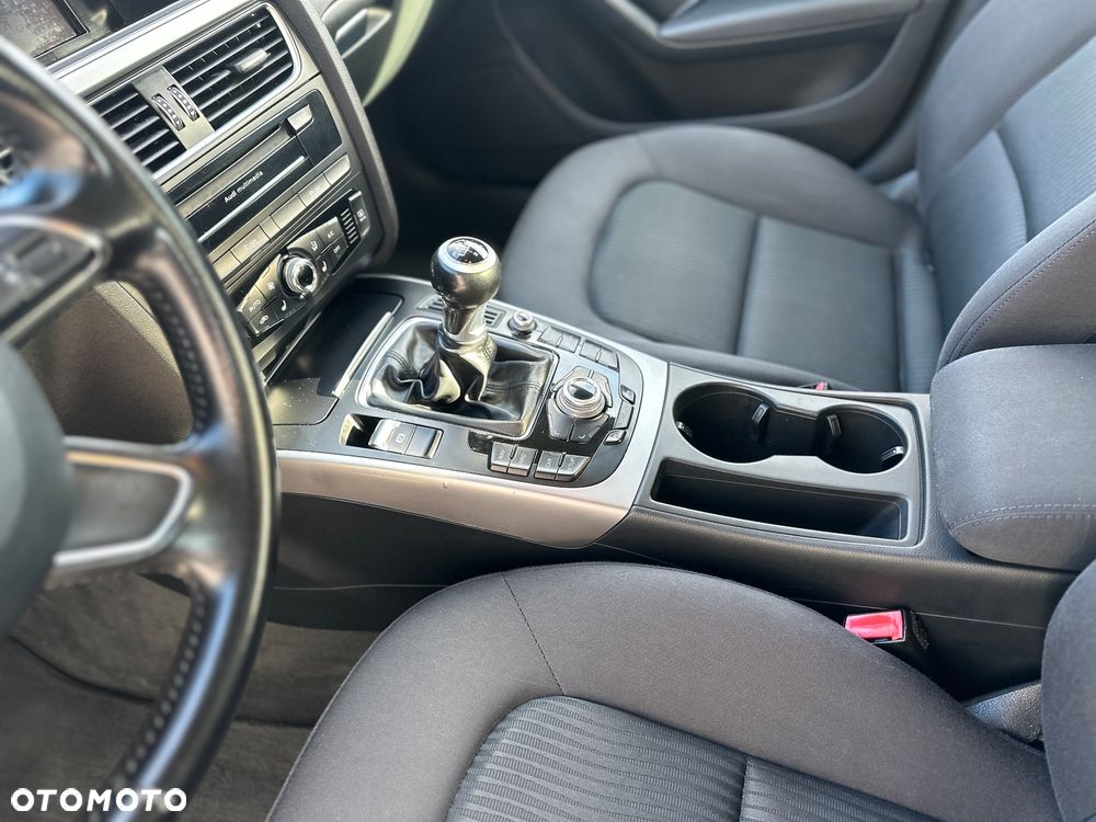 Audi A4 Avant 2.0 TDI DPF Ambiente - 18