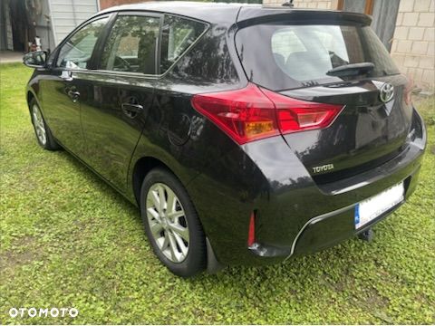 Toyota Auris 1.6 Premium Comfort - 9