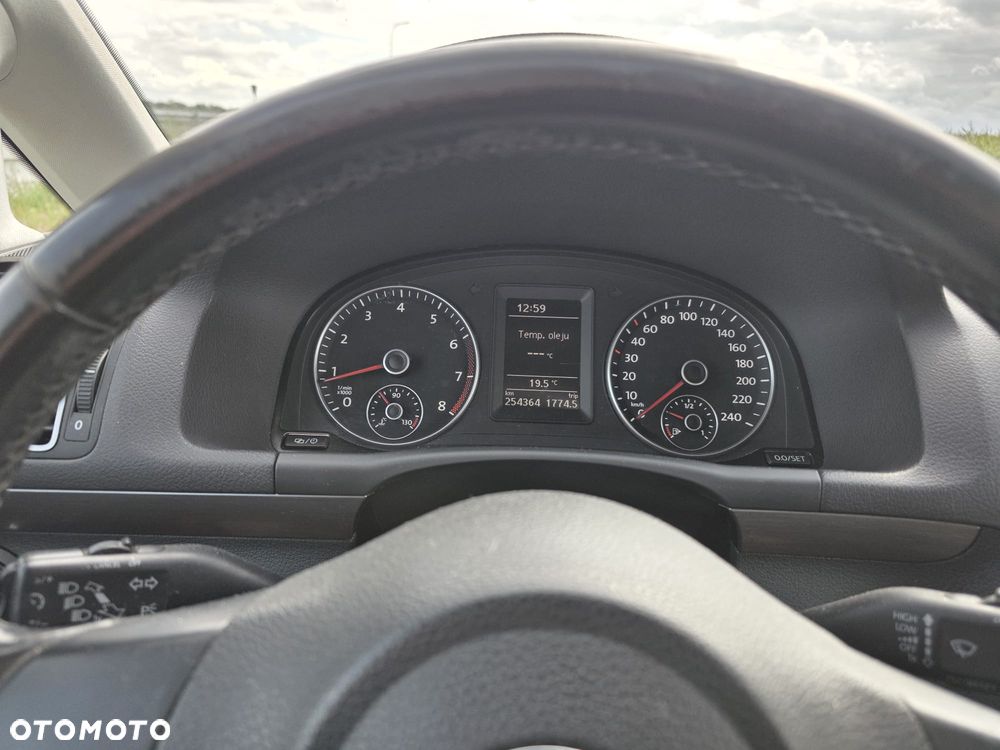 Volkswagen Touran 1.4 TSI Trendline - 14