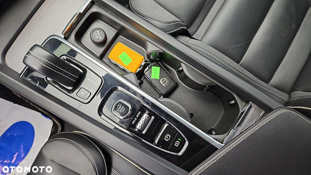 Volvo XC 60 - 18