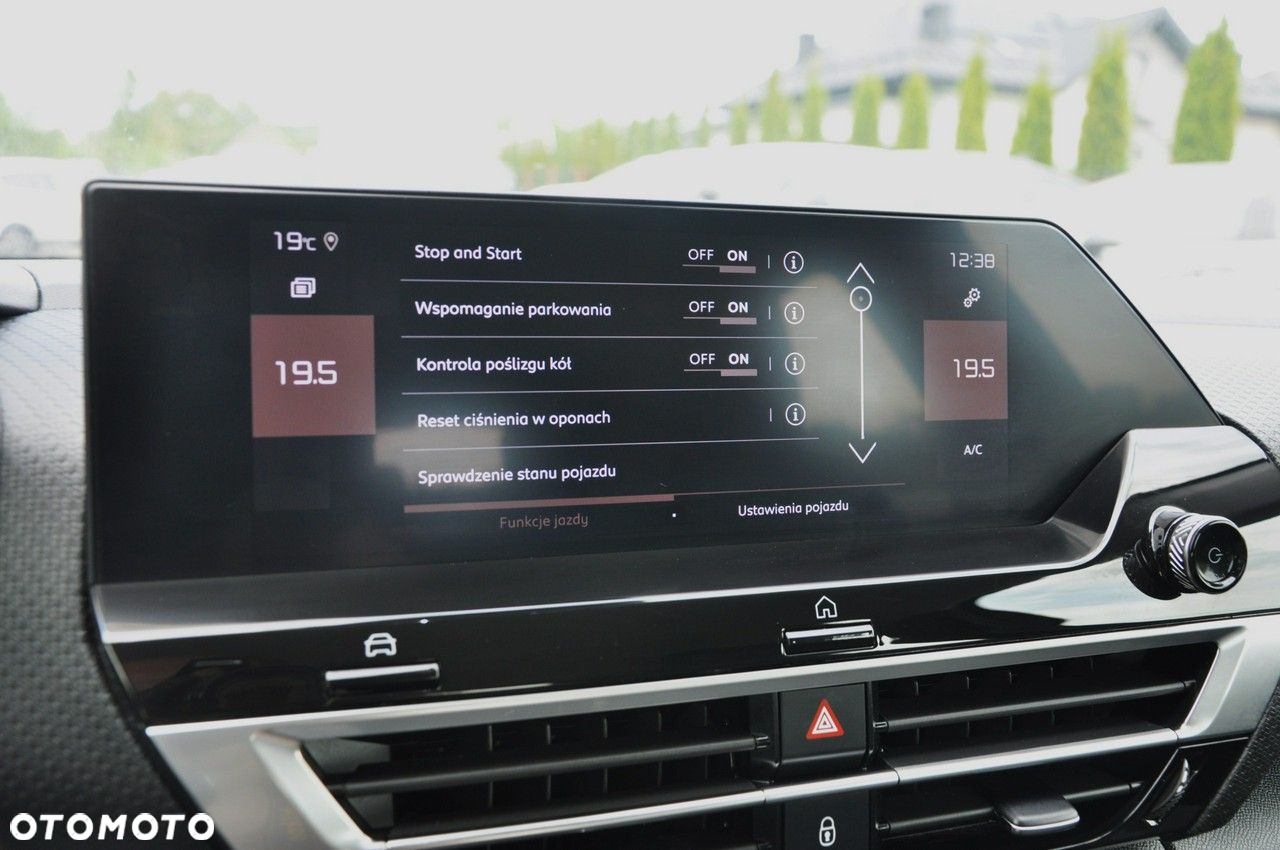 Citroën C4 1.2 PureTech Shine S&S - 26