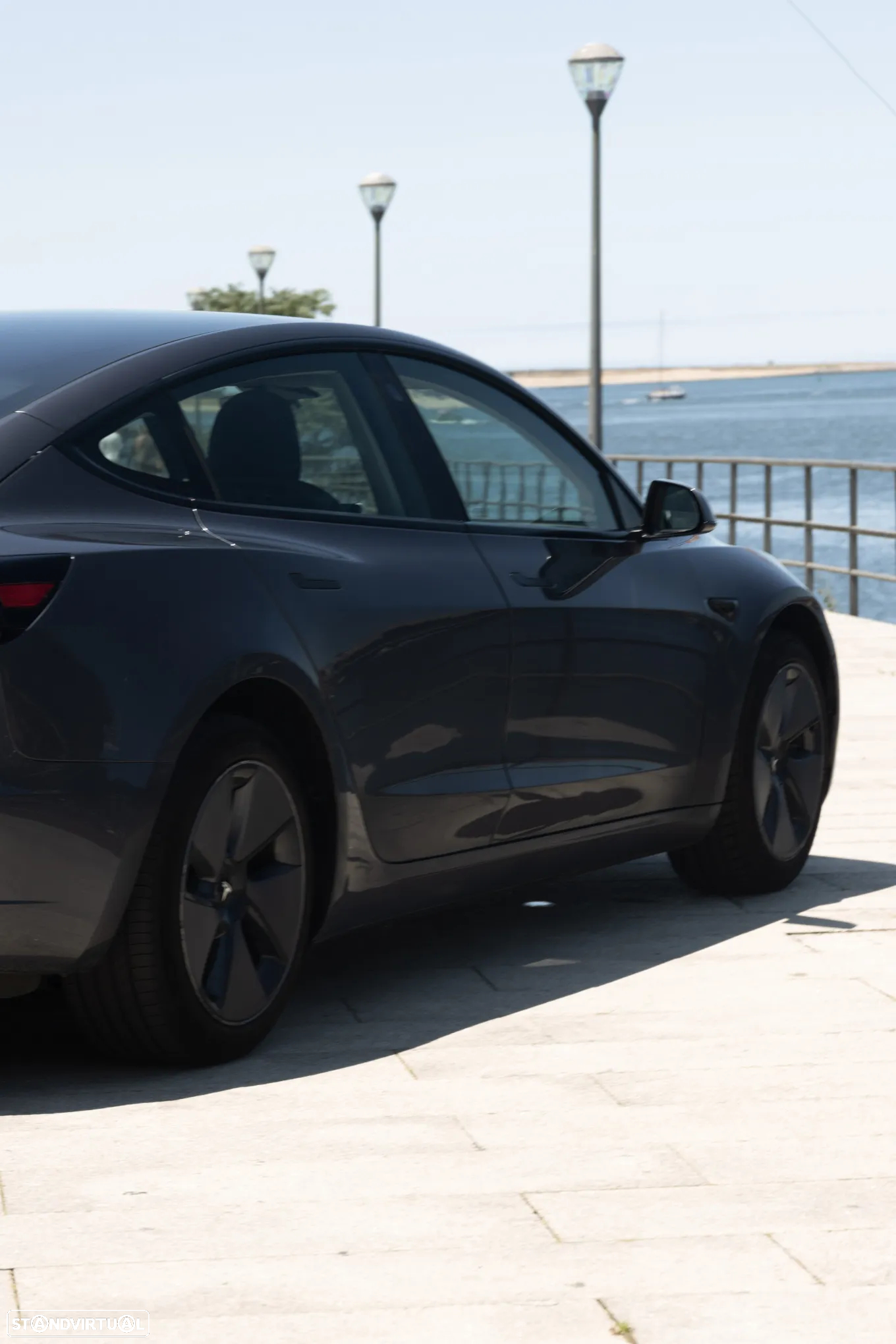 Tesla Model 3 Long Range Tração Traseira - 4