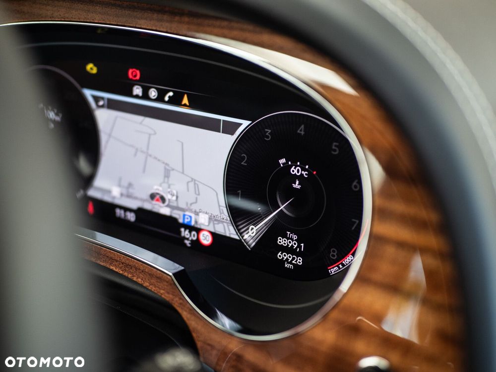 Bentley Bentayga - 38