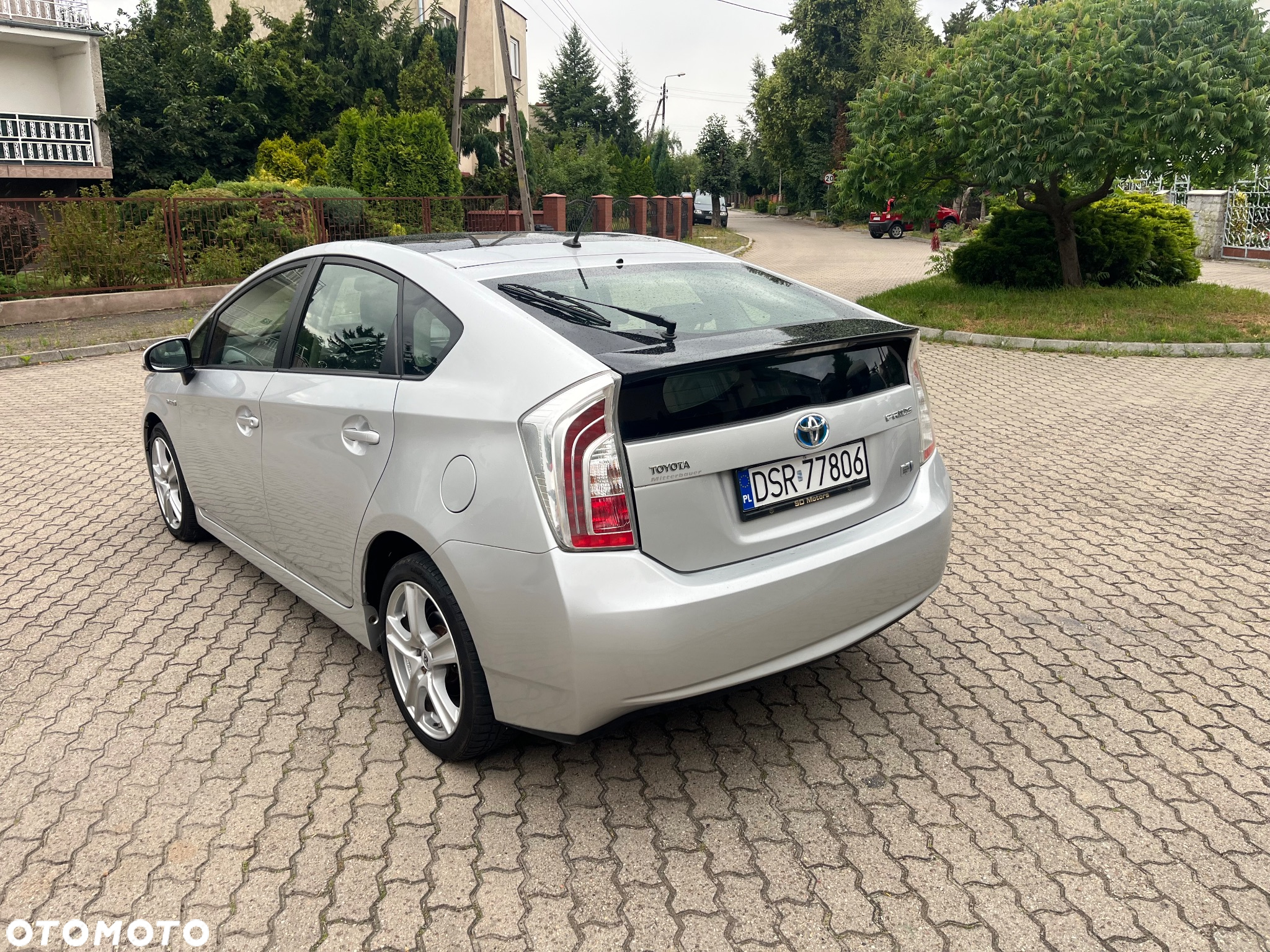 Toyota Prius (Hybrid) Comfort - 4