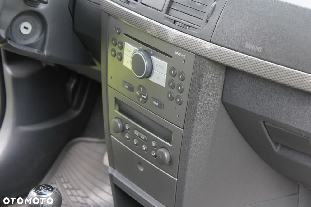 Opel Meriva - 17
